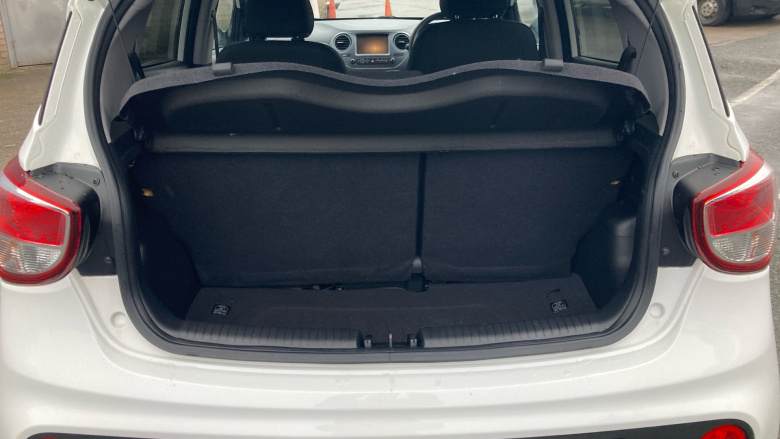 Hyundai i10 1.0 Play 5dr Petrol Hatchback